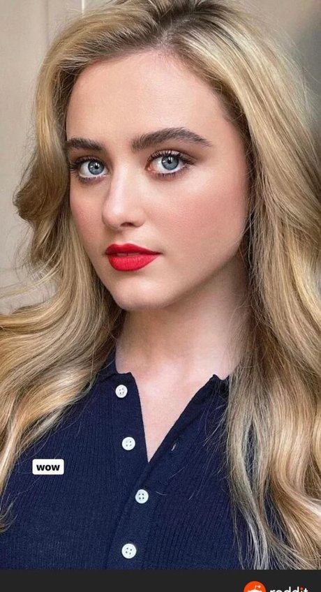 Kathryn Newton pornstar beautiful img
