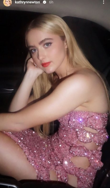 Kathryn Newton hd model pic