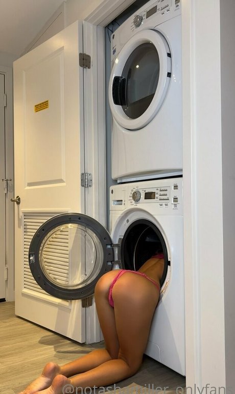 Notashamiller pretty actress pics