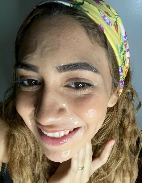 artemiscarmona beautiful model pics