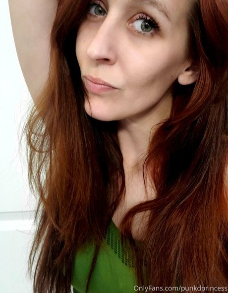 punkdprincess nude star photo