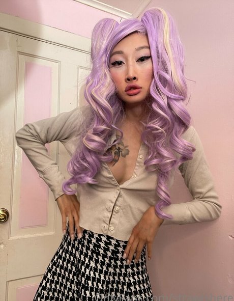 strawishere pornstar adult image