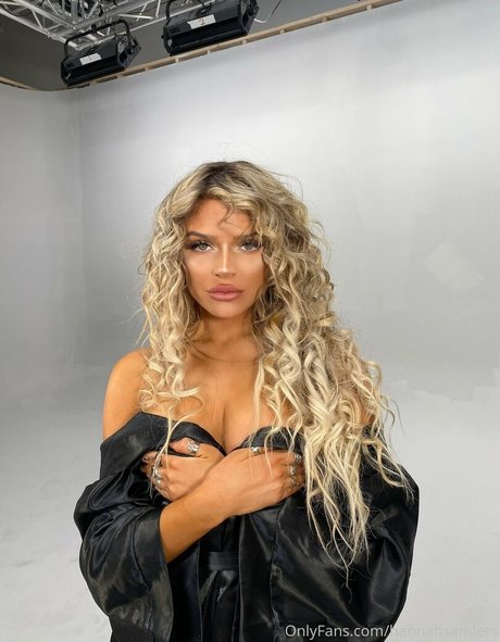 itshannahsworldd model pornographic archive