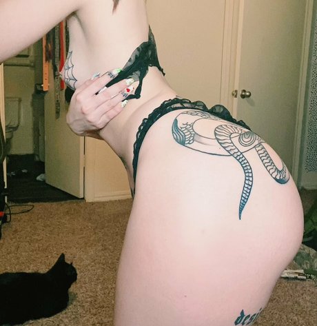 yung cakee exclusive model archive