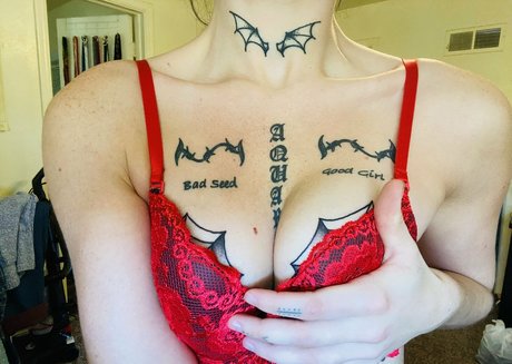 yung cakee star top photos