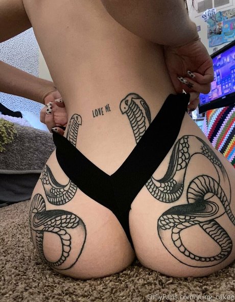 yung cakee adult actress photos