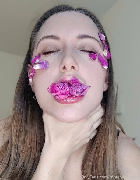 morsontologica model exclusive photo