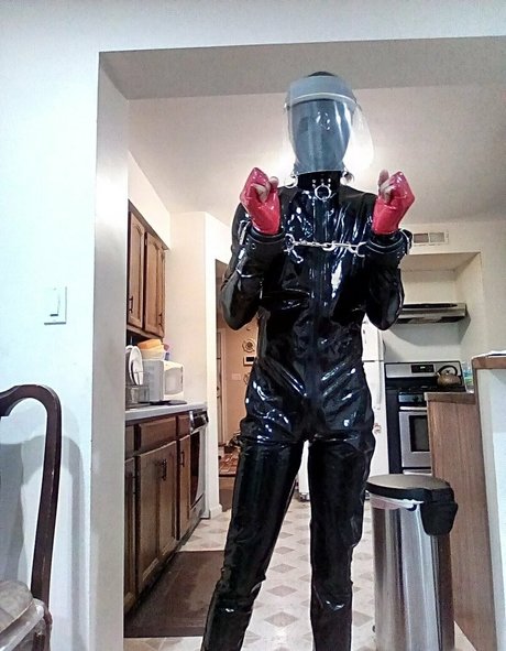 18 year old onlyfans hot nude picture