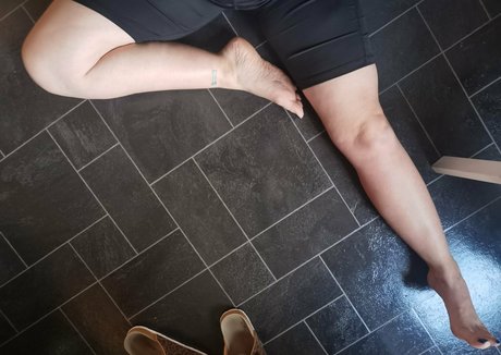 kaybeesfeets star beautiful pic