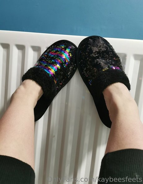 kaybeesfeets model best image