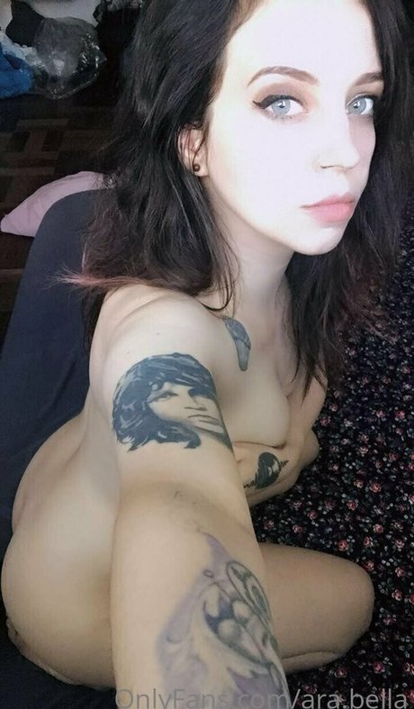 ara bella model high quality img