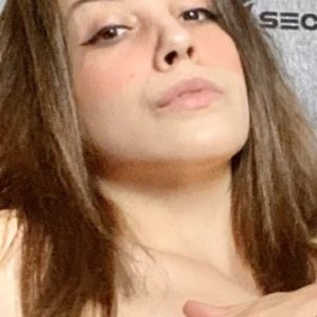 milf yoga onlyfans sexy naked pic