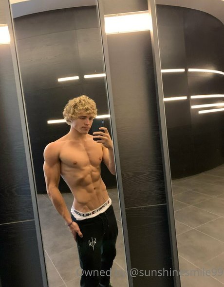 sunshynefree erotic model pictures