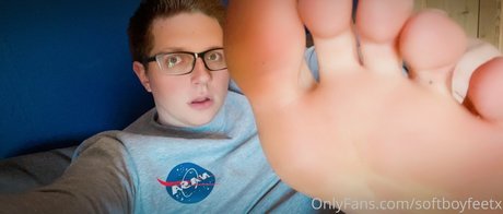 softboyfeetx model erotic images