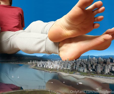 softboyfeetx actress photo