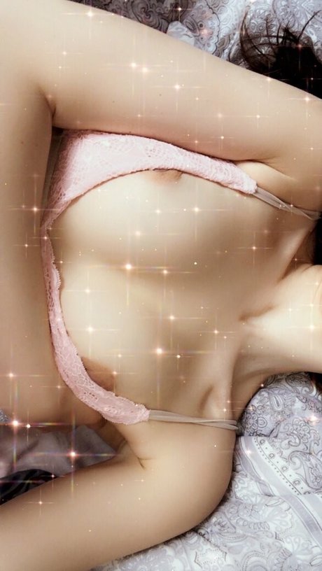 britishamianna model top pictures