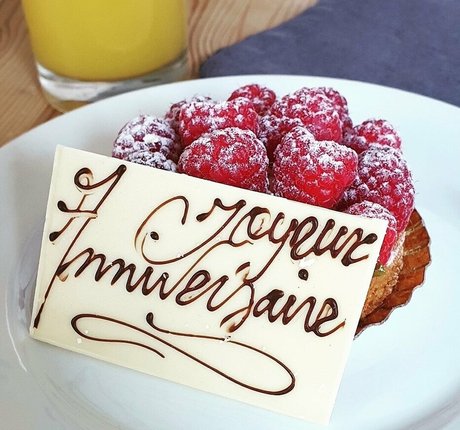 madame cherie sexy model pics