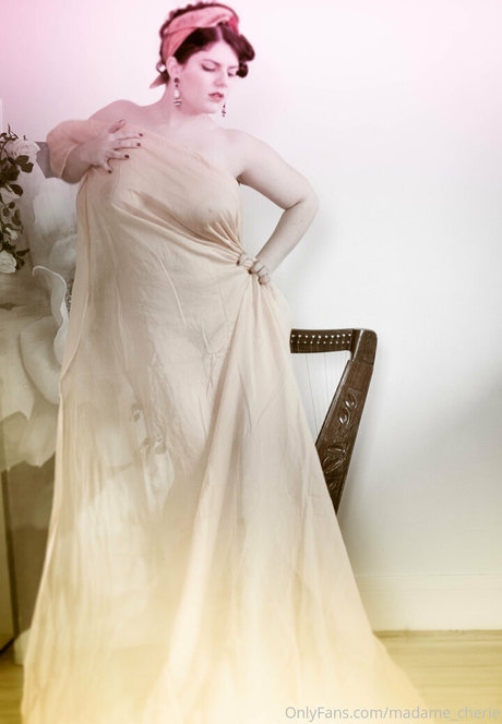 madame cherie naked star pictures