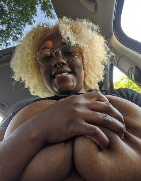 thothead naked pornstar image