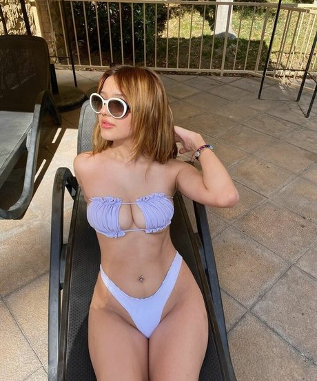 ItaPretty pornstar erotic photos