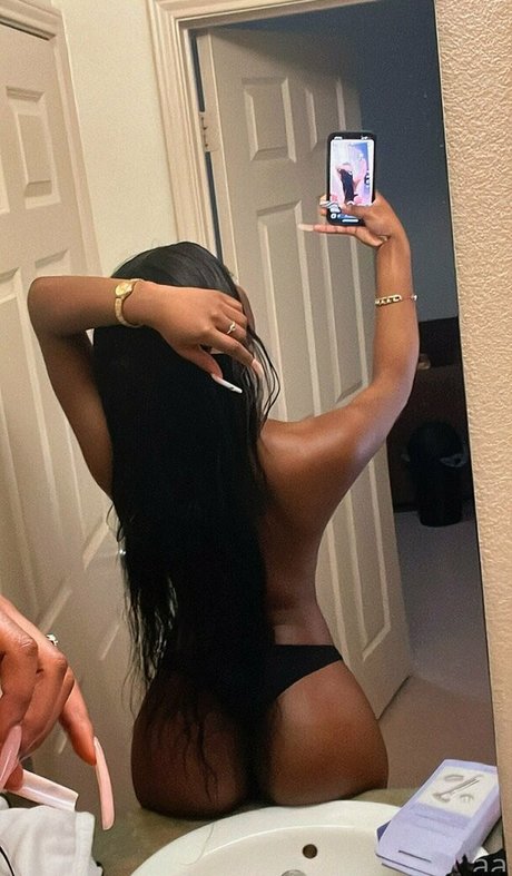 Rohilu model xxx image