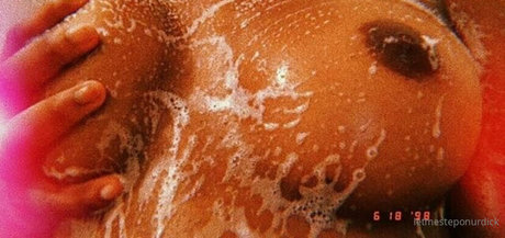 Rohilu pornstar exclusive pictures