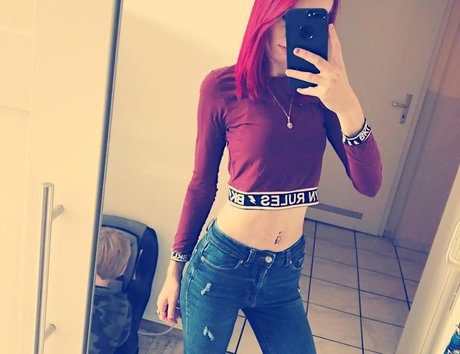 Gina gzuz hot model gallery