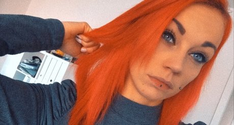 Gina gzuz model best pictures