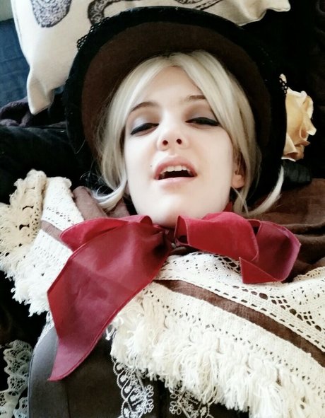 Mirthfulmollywhop hot model photo