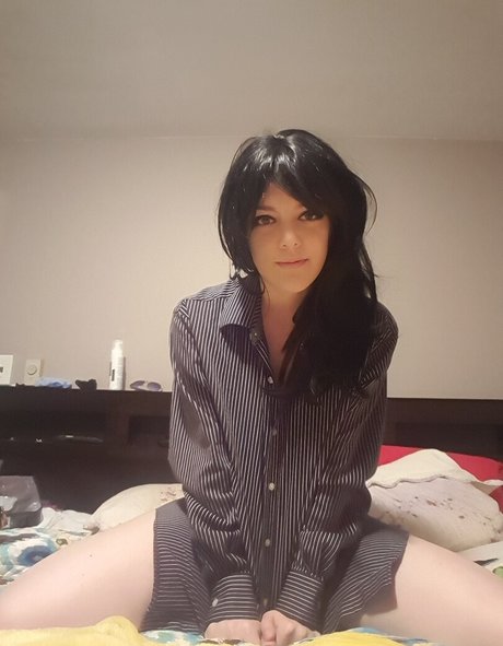 Mirthfulmollywhop erotic model images