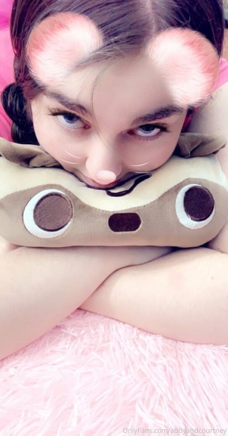 abbyandcourtney pornstar art pictures