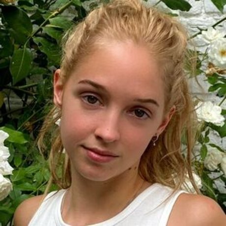 Madijones exclusive pornstar photos