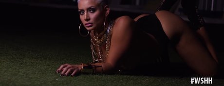 Eliza Bleu naked star picture