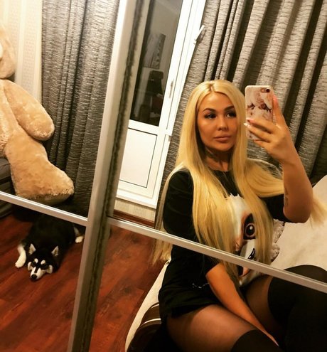 Marina Burnashova art actress photo