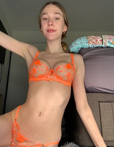 Bonnie Lowry sexy model picture