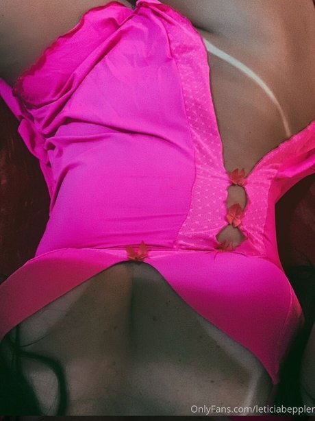 Leticia Beppler exclusive star galleries