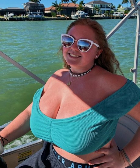 Amberly pornographic actress picture