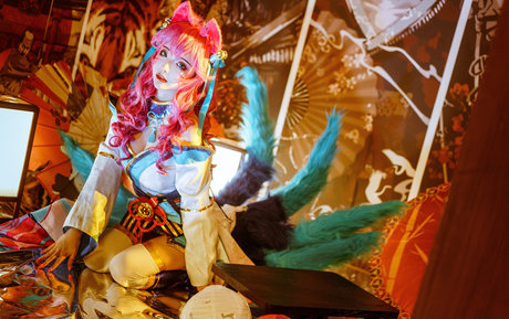 wenwenKira nude actress galleries