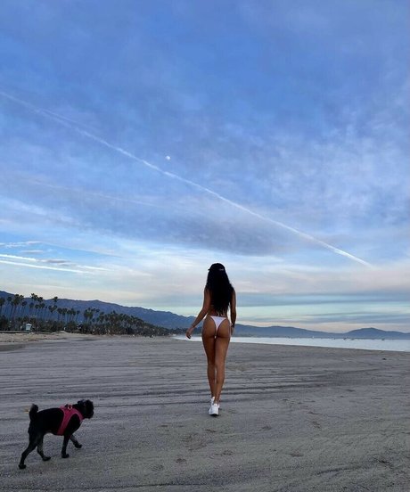 Camille Hyde star hd pictures