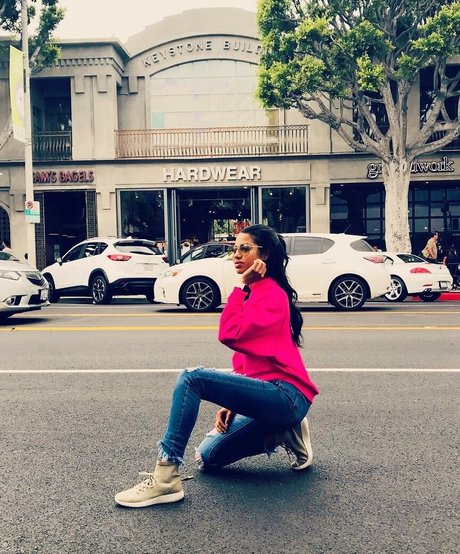 Camille Hyde pornstar hd gallery