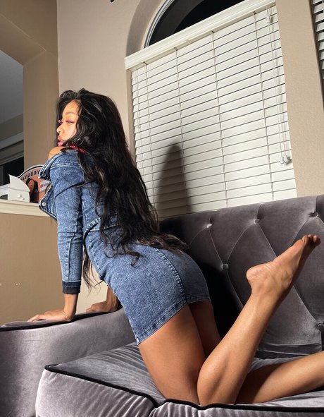 chynaunique free model pics