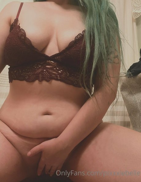 fat onlyfans pornographic photo