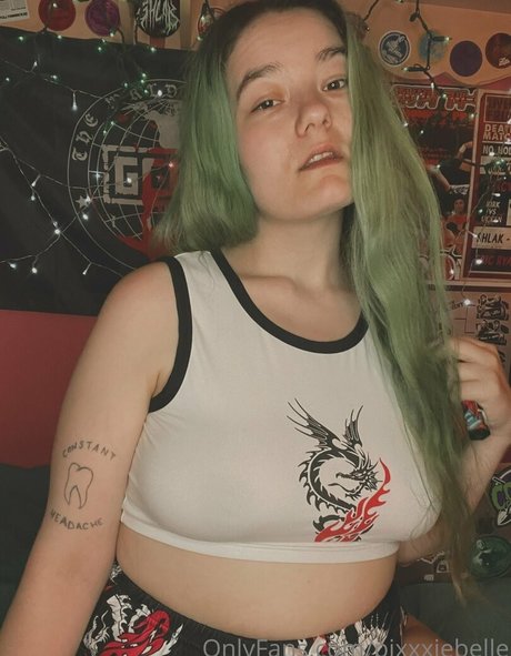 pixxxiebelle erotic star pic