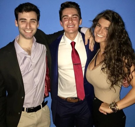 Dominique D Angelo star perfect photo