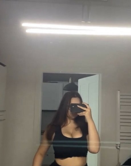 immydaddysslt nudes model pic