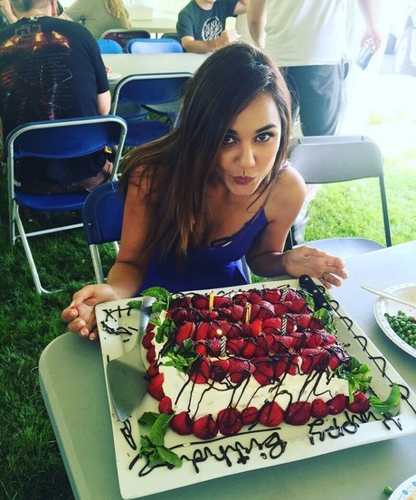 Summer Bishil pornstar beautiful photo