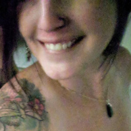 Palesnowbunny xxx model gallery