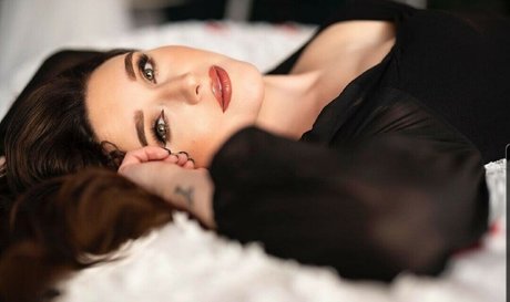 ebony cum onlyfans beautiful nude img