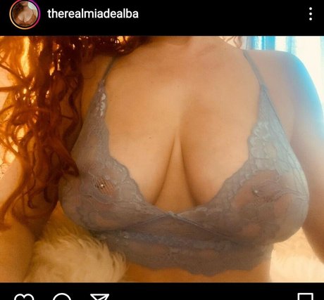 therealmiadealba model porn photos