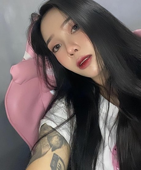 hairy milf onlyfans perfect images